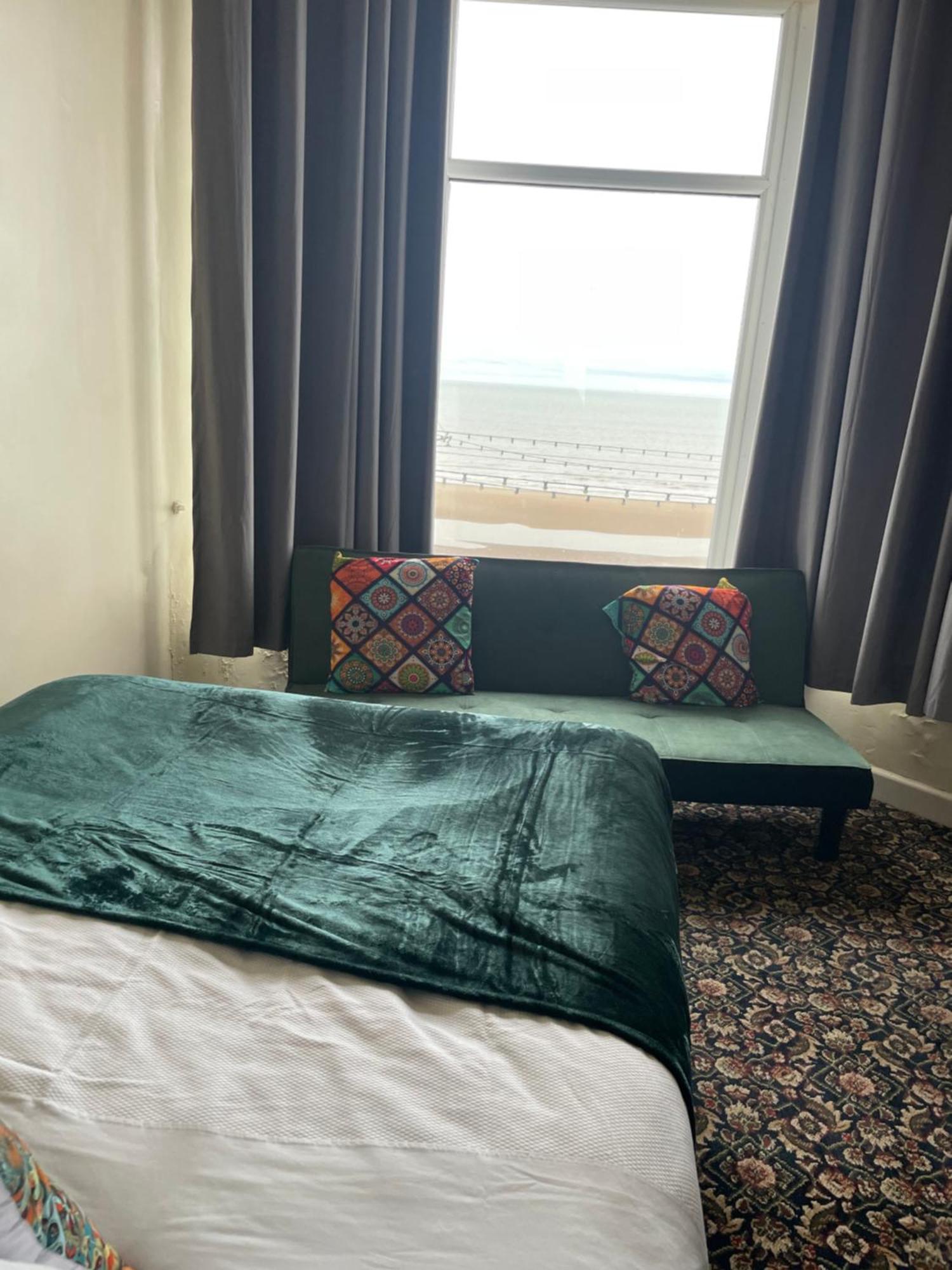 North Ocean Hotel Blackpool Bagian luar foto